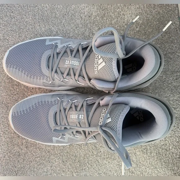 Like New Men’s Adidas D.O.N. Issue #2 Basketball Shoes, Steel Gray & White, 13 - Picture 7 of 10